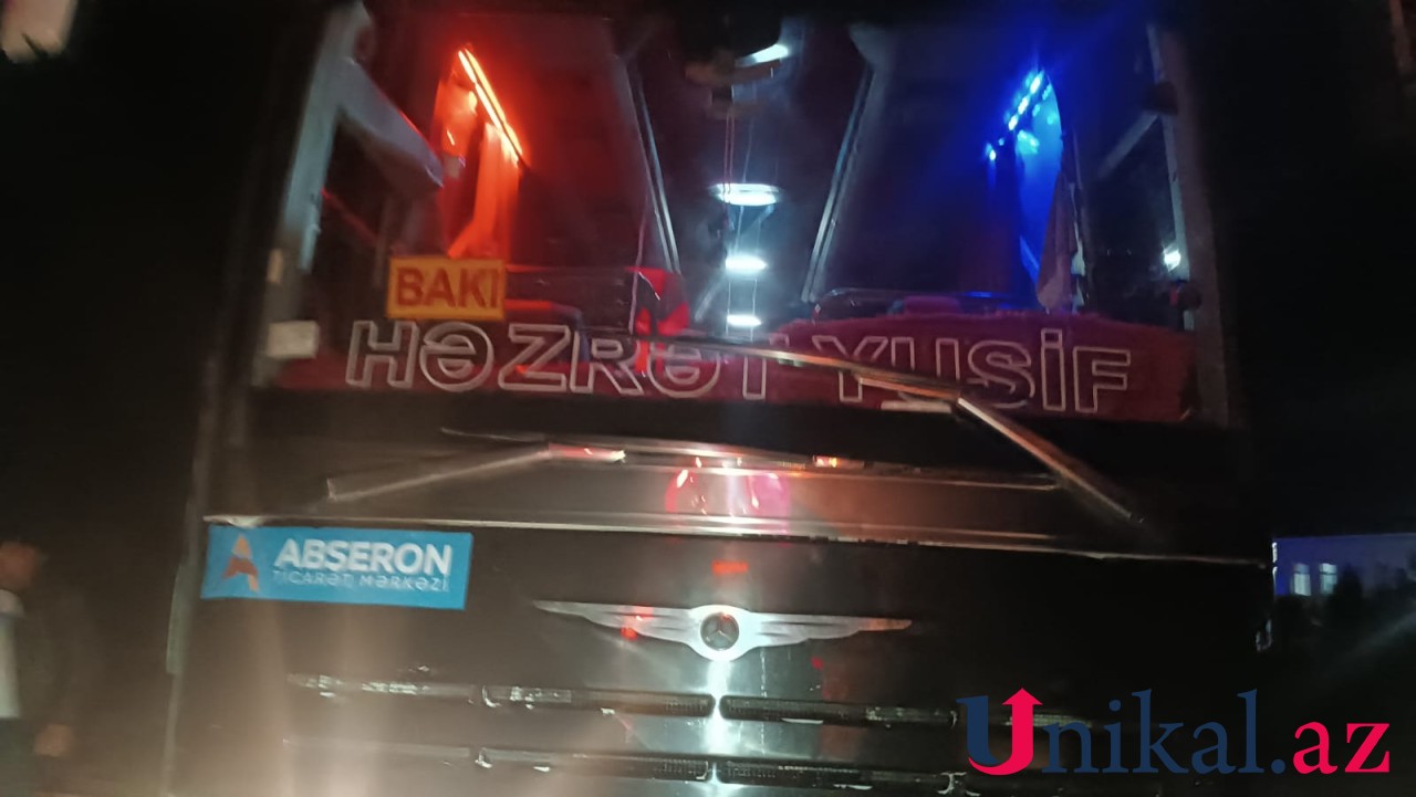 Tovuzda sərnişin avtobusu avtomobillə toqquşdu, xəsarət alan var - FOTOLAR